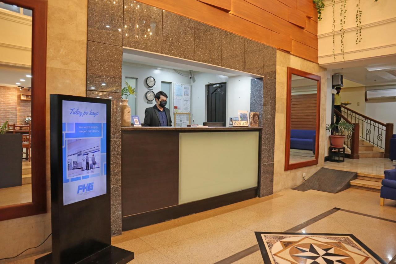 Fersal Hotel Malakas, Кесон-Сити Экстерьер фото
