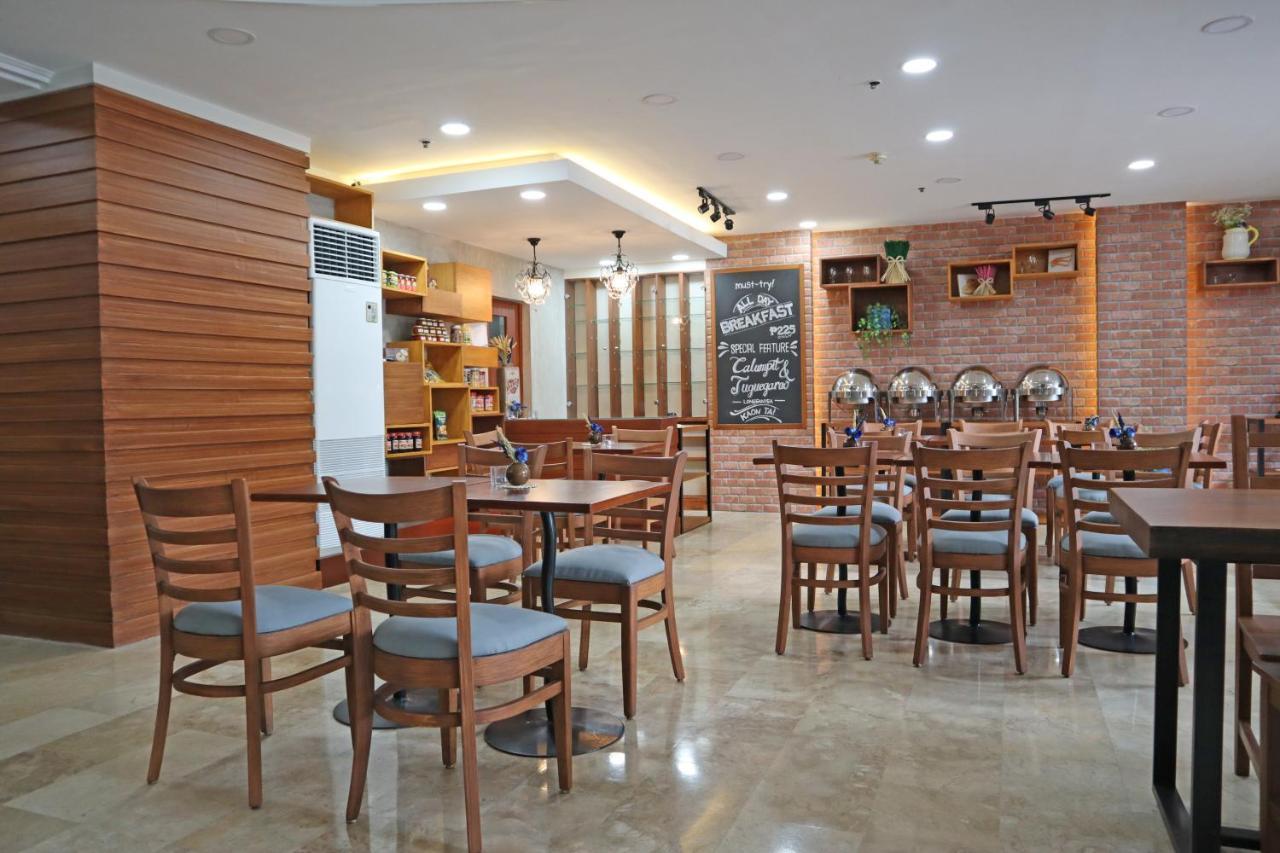 Fersal Hotel Malakas, Кесон-Сити Экстерьер фото