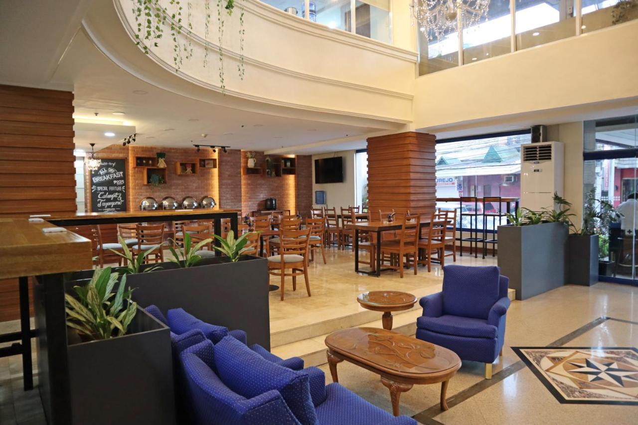 Fersal Hotel Malakas, Кесон-Сити Экстерьер фото