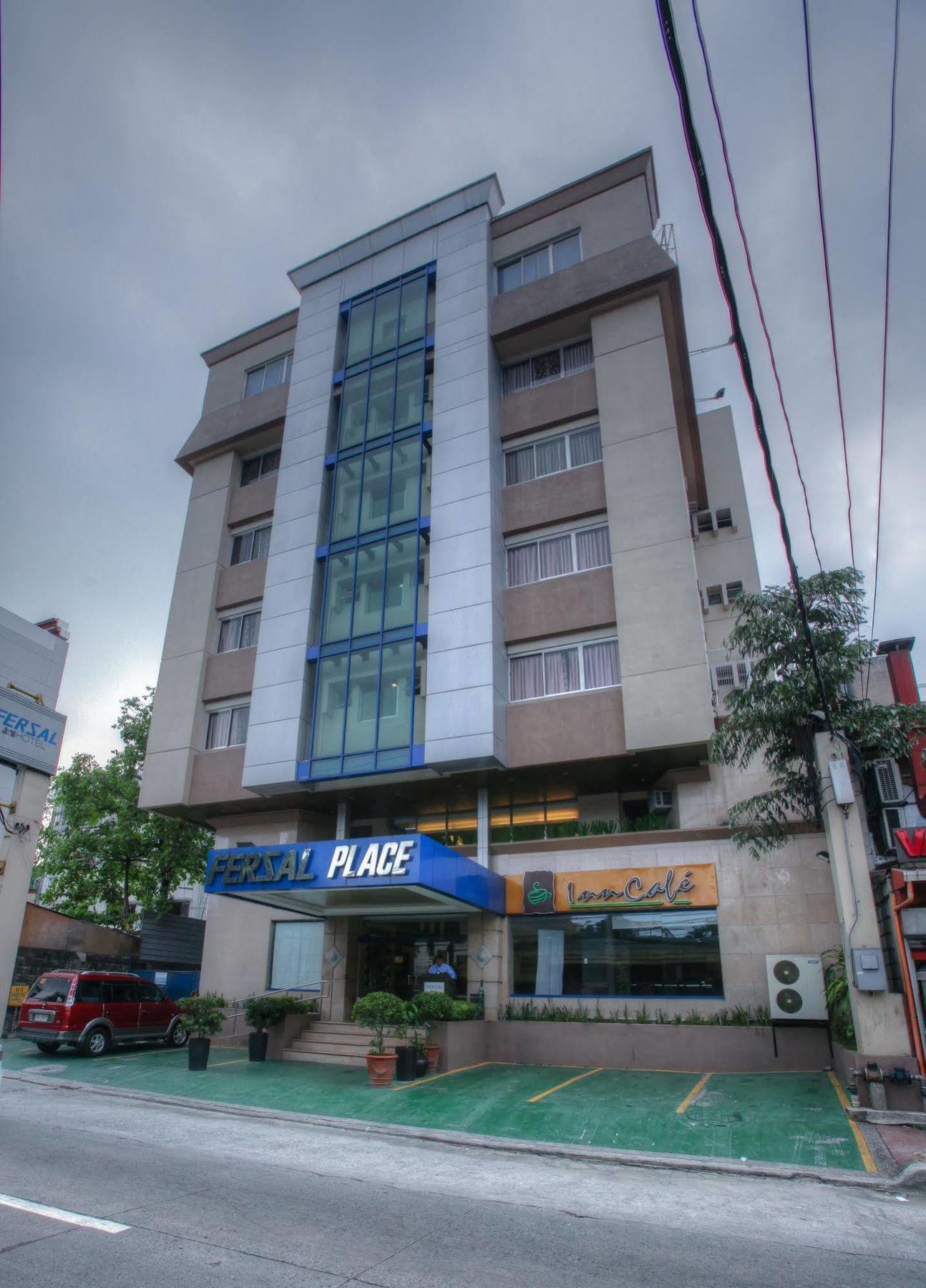 Fersal Hotel Malakas, Кесон-Сити Экстерьер фото